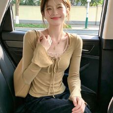 批发独特别致<b class='q'>蕾丝</b>拼接系带长袖T恤女早秋卡其色假两件打底衫修身<b class='q'>上衣</b>
