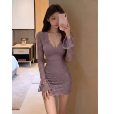 批发纯欲性感气质蕾丝<b class='q'>连衣裙</b>女秋季新款辣妹高级感收腰显瘦包臀短裙子