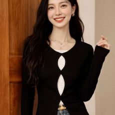 批发黑色纯欲风假两件镂空波点长袖打底T恤女2026秋季设计感内搭<b class='q'>上衣</b>