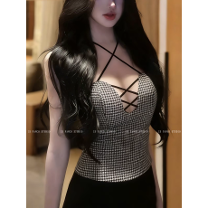批发辣妹性感风交叉挂脖吊带格纹<b class='q'>背心</b>女夏设计感收腰显瘦气质无袖上衣