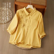 批发翻领棉麻衬衫女<b class='q'>蕾丝</b>立体胸花气质时尚衬衣七分袖新款夏季文艺上衣