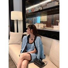 批发Lilylikes“巴黎封神蓝”chan*l秀场款 针织小香开衫连衣裙套装