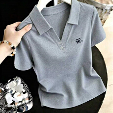 批发夏季百搭<b class='q'>时尚</b>修身显瘦T恤中年妈妈<b class='q'>潮流</b>洋气小众设计刺绣翻领短袖