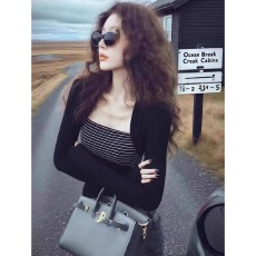 批发<b class='q'>秋</b>冬复古甜辣妹撞色条纹长袖t恤上衣修身方领打底衫女内搭高级感