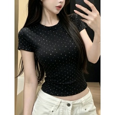 批发辣妹烫钻圆领套头<b class='q'>修身</b>短袖T恤女2026春夏新款带胸垫独特漂亮上衣