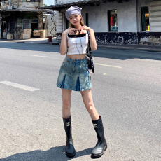 批发2025夏季新款韩版显瘦压折A版有内衬防走光小<b class='q'>清新</b>百搭时尚女短裙