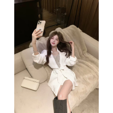 批发法式气质V领长袖设计感衬衫女中长款绑带收腰显瘦翻领百搭上衣春