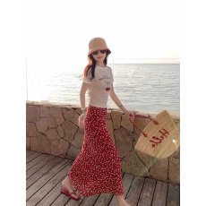 批发复古度假风碎花半身裙女2026新款<b class='q'>夏</b>季显瘦修身花卉半裙包臀a字裙