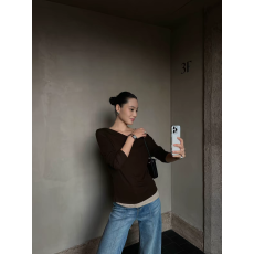 批发法式复古咖色一字领斜肩长袖T恤女早秋高级感chic别致<b class='q'>假两件</b><b class='q'>上衣</b>
