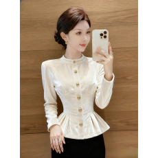 批发2025新款冬季巨好看的穿搭韩系氛围感独特漂亮小众<b class='q'>白色</b>丝绒上衣女