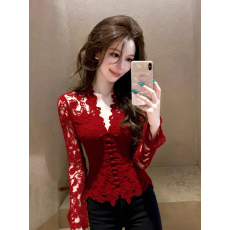 批发红色蕾丝打底衫2025新款冬气质轻奢高端超好看绝美本命年法式衬衫