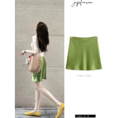 批发2025巨好看的夏装小独特绝美夏天缎面醋酸<b class='q'>半身裙</b>女侧隐拉链<b class='q'>短裙</b>子