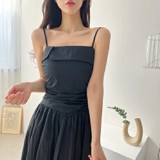 批发韩国夏季法式气质开衩方领皱褶收腰小众背心吊带<b class='q'>裙</b>A字连衣<b class='q'>裙</b>