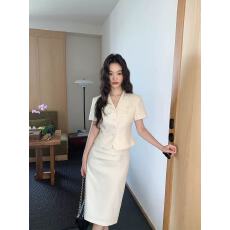 批发鹿见喜 气质西装领上衣半身裙套装女<b class='q'>夏</b>季韩版小西服小短裙两件套