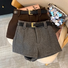 批发上实拍~小香灰色毛呢西装短裤女2025秋冬配腰带休闲裤小个子靴裤
