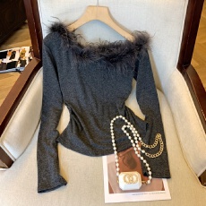 批发上实拍~名媛风毛毛拼接斜肩针织衫2025秋款设计感<b class='q'>长袖</b><b class='q'>打底衫</b>上衣