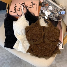 批发上实拍~蕾丝吊带背心女带胸垫打底内搭性感设计感小众甜辣妹无袖