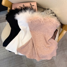 批发上实拍~粉色毛毛领吊带背心女<b class='q'>秋</b>冬纯欲一字肩收腰抹胸上衣带胸垫