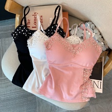 批发上实拍~<b class='q'>蕾丝</b>拼接小吊带背心可调节肩带<b class='q'>蕾丝</b>花边钉珠V领内搭带胸垫