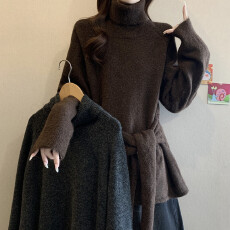 批发实拍大码女装冬装新款显瘦高龄保暖宽松韩系<b class='q'>外套</b><b class='q'>上衣</b>女收腰高级感