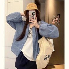 批发韩系轻薄蓝色格子防晒<b class='q'>衬衫</b>外套女夏季新款小个子宽松休闲长袖上衣