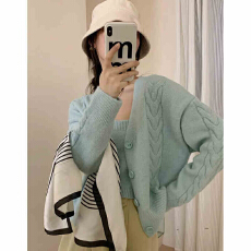 批发2025绵羊绒软糯麻花毛衣开衫女<b class='q'>宽松</b>韩系春秋内搭针织+吊带套装