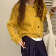 批发高级感粗毛线黄色毛衣外套女秋冬新款针织开衫慵懒风上衣