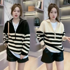 批发秋冬新款<b class='q'>大码</b><b class='q'>女装</b>设计感小众半高领条纹长袖套头慵懒风高级感毛衣