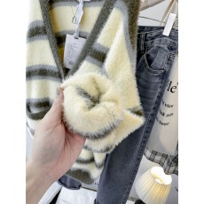 批发条纹水貂绒毛衣外套女秋冬外穿2025新款爆款慵懒风上衣<b class='q'>马海毛</b><b class='q'>开衫</b>