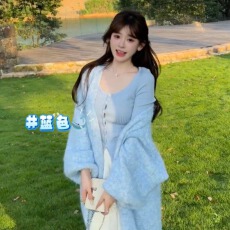 批发韩系软糯V领长袖<b class='q'>毛衣</b>针织开衫女百搭修身外套薄款条纹早秋小上衣