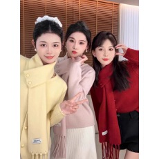 批发冬季新款纯色软糯<b class='q'>圆领</b><b class='q'>针织</b><b class='q'>开衫</b>女韩系慵懒宽松保暖毛衣外配围巾