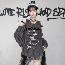 批发美式甜酷<b class='q'>长袖</b><b class='q'>T</b><b class='q'>恤</b>女春秋亚文化风设计感宽松露肩上衣女