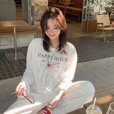 批发原版面料 休闲<b class='q'>长袖</b><b class='q'>T</b><b class='q'>恤</b>女春秋轻薄罩衫慵懒宽松减龄上衣