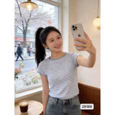 批发韩国博主穿搭高级感撞色条纹小飞袖上衣