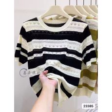 时尚圆领撞色条纹镂空设计百搭短袖上衣女