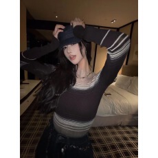 批发早秋美式甜辣妹复古条纹针织打底衫女内搭设计感修身显瘦长袖上衣