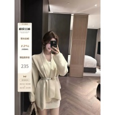 批发CCZEE【暮秋晚风】row系<b class='q'>不规则</b>针织外套女秋季极简慵懒风宽松<b class='q'>开衫</b>