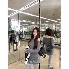 批发le rouge周美美 造梦蕾丝法式浪漫氛围圆领大U露背<b class='q'>长袖</b>连衣裙