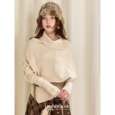 批发Lycheerose荔枝肉蝙蝠袖<b class='q'>针织衫</b>女秋冬韩系气质<b class='q'>不规则</b>斗篷毛衣上衣