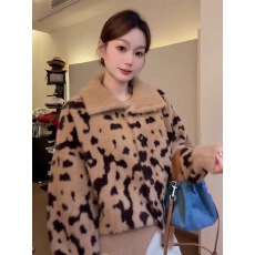 批发2025新款秋冬小香风气质休闲百搭毛衣跨境欧美女士毛衣圆领外套