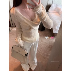 批发法式温柔白色v领扭结钉珠亮片<b class='q'>针织衫</b>毛衣女秋冬季内搭<b class='q'>打底衫</b>上衣