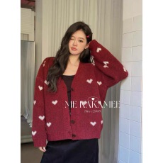 批发KAKAMEE2025冬季新款韩系宽松慵懒爱心提花V领加厚保暖毛衣开衫女