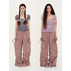 批发HELLOHOW 波点撞色弹力<b class='q'>网纱</b>抽皱花边大圆领微透短袖T恤