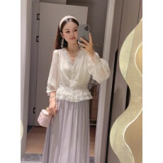 批发高端货~白色V领拼接花边喇叭袖<b class='q'>衬衫</b>女春夏秋三季可穿温柔蕾丝衫