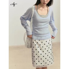 批发AFFFREEDOM 叠穿浅蓝大U领<b class='q'>长袖</b>灰色挂脖背心松弛感叠穿真<b class='q'>两件套</b>装