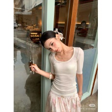 批发medoitn 云朵触感 天丝羊毛u领中袖亲肤舒适感纯色<b class='q'>短袖</b><b class='q'>t</b><b class='q'>恤</b>上衣<b class='q'>女</b>
