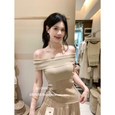 批发韩系2026夏季新款简约时尚<b class='q'>女</b>装上衣·时髦一字肩针织衫修身显瘦