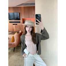 批发曾小咸 韩系凉感防晒薄款<b class='q'>针织</b>开衫外套女夏季内搭吊带上衣两件套
