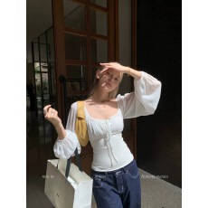 批发8uioio'英区秋霭'白色灯笼长袖雪纺衫女秋季新款微透网纱收腰上衣