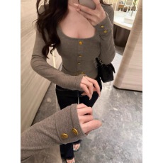 批发韩系灰色方领长袖T恤女秋季性感辣妹设计感纯欲气质<b class='q'>修身</b>紧身上衣